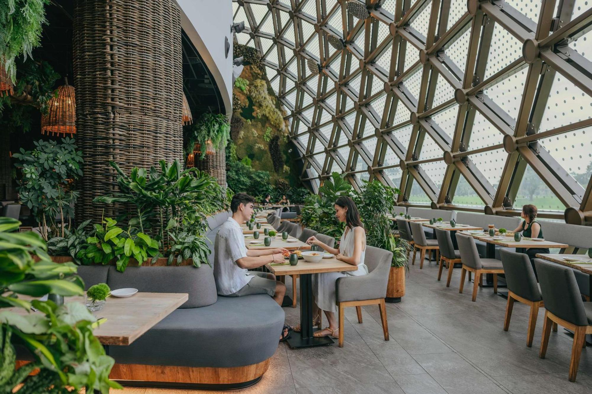 Dusit Thani Laguna סינגפור מראה חיצוני תמונה Restaurant in the Diamond Tower